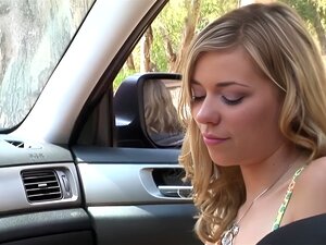 Découvrez l'irrésistible séduction d'une belle femme mature qui se