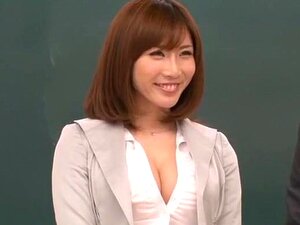 La meilleure fille japonaise Yui Akane dans une scène Fabulous Big