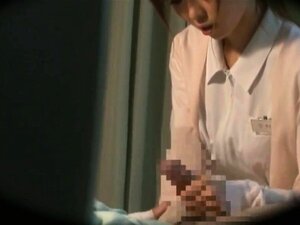 L'actrice AV Cha est une infirmière dans les hôpitaux