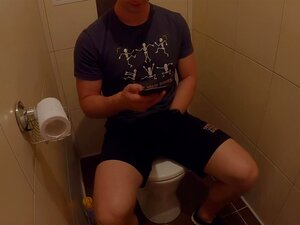 belle-belle-fille Chaude Délicieux Gros Cul Russe Sexe Dans Les