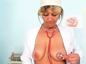 Lesbiennes athlètes Charmane Star, Daisy Marie et Kirsten