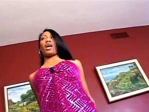 Grosse bite latine baise une magnifique fille cubaine et éjacule dans