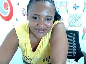 Grosse fesse ébène chaude