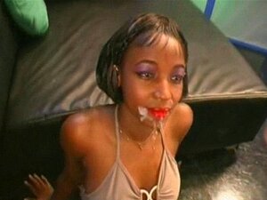 Salope noire éjac faciale