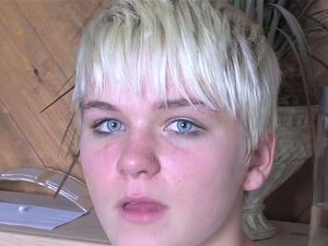 1ère fois sur livecam Claudia Downs,