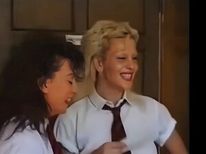 Fessée anglais fond nu 1. Fessée anglais fond nu 1