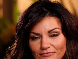 Naughty America - La MILF Becky Bandini se fait prendre par des