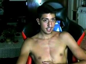 Magnifique garçon athlétique grec si chaud, grosse bite, magnifique