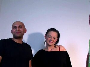 Vrai couple allemand, premier casting à trois avec un inconnu