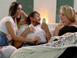 Hé maman, vois-moi baiser ton beau-père !