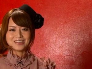 La perfection asiatique joyeuse akiho yoshizawa et un énorme pénis.