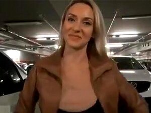 GF Creampie dans le parking de l'aéroport, Tu as vu tous les types de