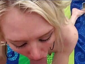 Une mignonne essaie le sexe hardcore