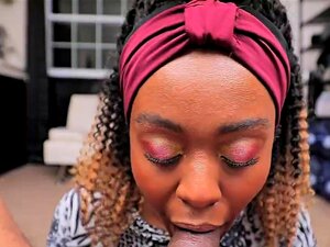 Job oral avec CREAMPIE Jade dans Crop Top (4K)