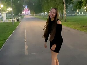 Difficile de Sperme sur une promenade dans un parc public avec