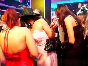 Les stars du porno en chaleur Cindy Dollar, Carla Cox et Tarra White