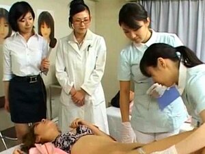 Mosaïque ; Modèle AV japonais nu et attaché