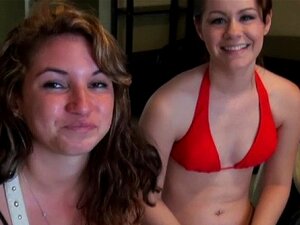 Le porno réaliste devient sauvage. Peux-tu croire que cette fille est