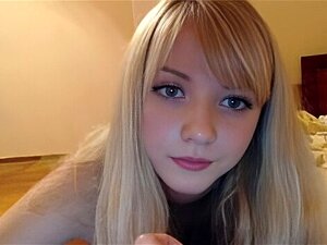 Découvrez l'expérience ultime du plaisir avec une blonde séduisante