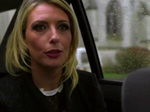 Regardez Emma et Julie sortir dans un gangbang maintenant ! - Bbc,