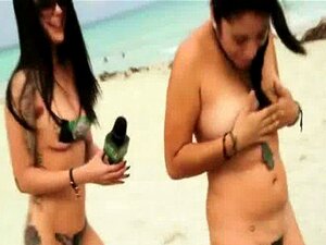 Plongez dans un voyage de séduction et de pouvoir provocateur alors