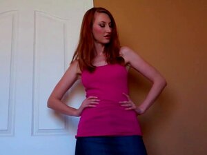 Pris en train de se masturber dans ma chambre JOI