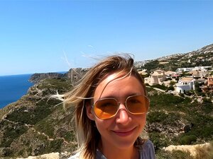 Un couple de Pologne devient fou à un point de vue touristique