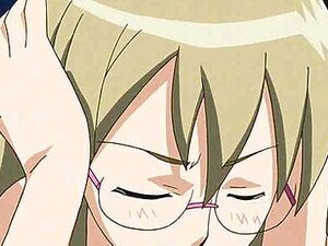 Salope d'anime régalant un gros fanfaron