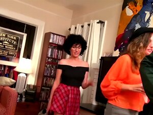 Mofos - Real Slut Party - Dirty Girls on a Rampage