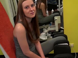 HUNT4K. Un lapin naïf de gym baise un mec