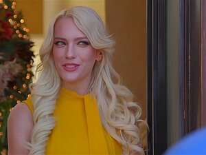 Delphine Films-La Blonde Chaude Kenna James Baise Passionnément Sa