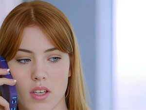 gwen stark, rousse au sexe oral, profite de sa 1ère baguette en