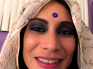 Curry Cream Pie MILF indienne hardcore