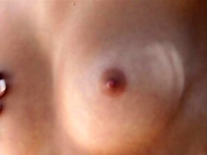 Vidéo BabesNetwork : Easy Breezy, Qui pourrait mieux utiliser sa