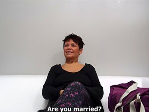 Regardez, diffusez et téléchargez Czech Granny gratuitement. Cette