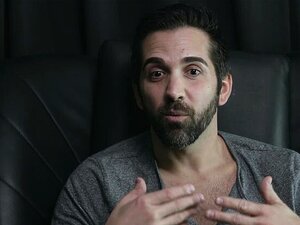 Découvrez la sensualité des Foxxx dans ce documentaire captivant.