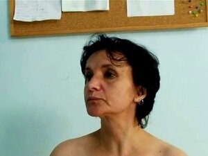 Femme au foyer cochonne devient chaude pour la partie5. Femme au foyer