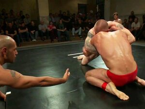 NakedKombat Intense Live Tag Team Match, Quatre lutteurs chauds et