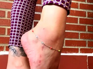 Masturbation anale solo amateur blonde
