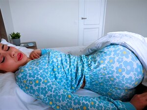 Ma Belle-mère Pute me réveille de la meilleure façon qu'elle