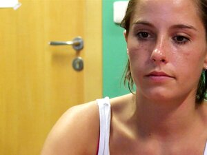 Agent Pornhub - Amateur Anabelle Lili dans son premier aperçu de la