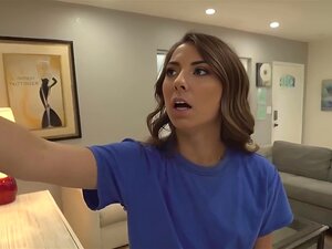 éjaculation salope cutie ava eden se présente pour se préparer à