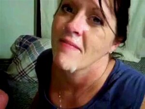Mature Head #66 (Aussie Slut & son nouveau suédois Lo. Mature Head