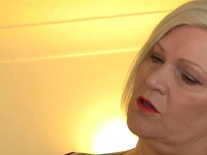 OLDNANNY Grand modèle Lacey Starr des îles britanniques