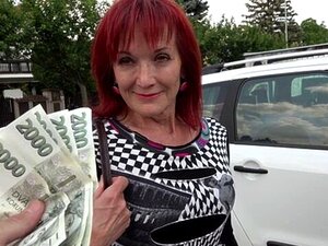 Mme Irena adore l'argent et les bites