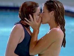 baisers lesbiens