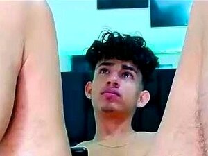 Ma vidéo privée de masturbation solo gay