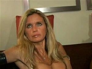 La fête sexuelle hard de Lisa Berlin à Las Vegas