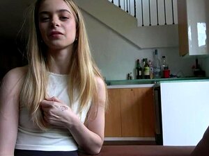 Assistez à une rencontre taboue alors qu'un beau-beau-beau-père