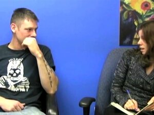 Faith Loves Humiliant des Garçons Stupides, Faith a commencé un